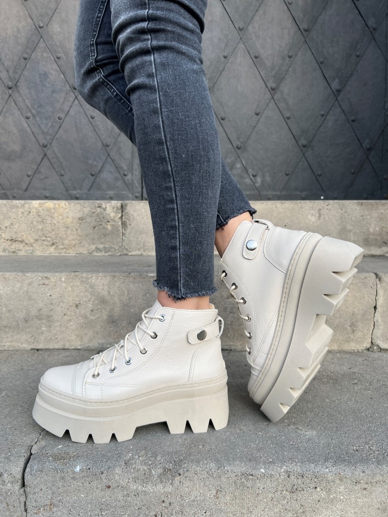 trapery, traperki skórzane, traperki damskie, trapery damskie, modne trapery, wygodne trapery damskie