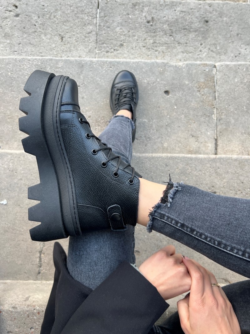 traperki, trapery, trapery damskie, damskie traperki, trapery czarne, traperki czarne damskie