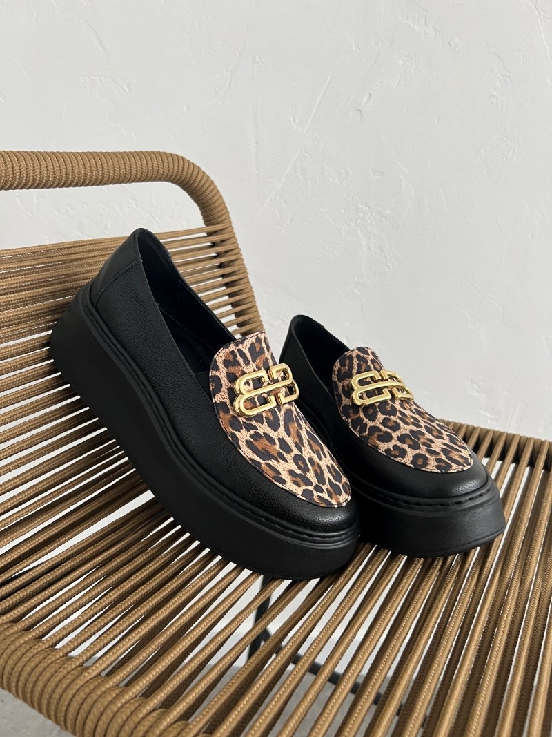 Mokasyny damskie na platformie