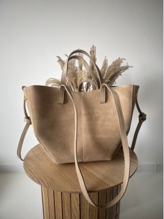 Skórzana Torebka Zamszowa...