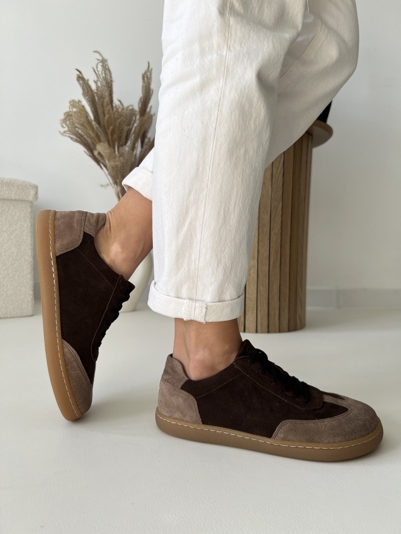 Czekoladowe trampki barefoot Evett - polska produkcja, skóra zamszowa