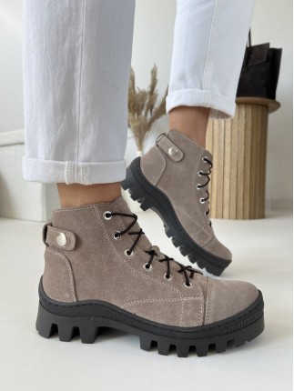 Wygodne Traperki Evett...