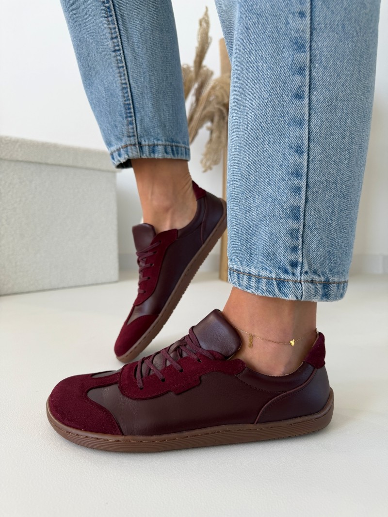 Bordowe trampki barefoot Evett Linea - skóra naturalna, widok z boku