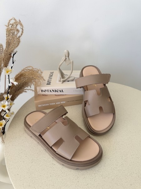 klapki damskie skórzane beżowe