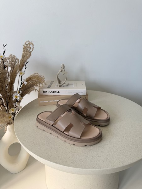 Skórzane klapki damskie Evett Paola beżowe polska produkcja