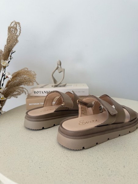 Klapki damskie skórzane Evett Paola polska produkcja