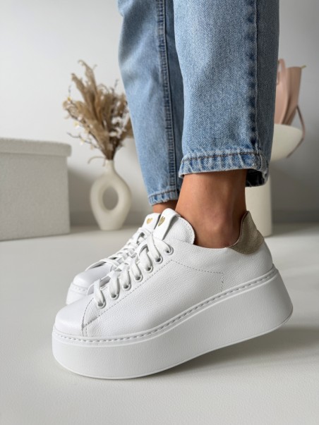 Sneakersy damskie na wyższej podeszwie Evett Raffel biało-złote - polska produkcja, skóra naturalna, wyższa lekka podeszwa