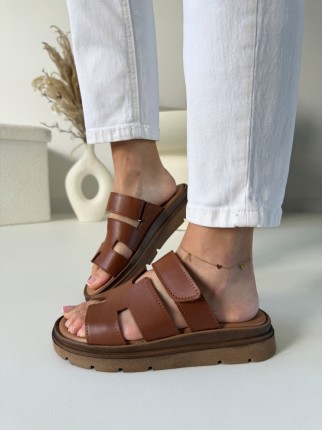 Klapki Evett Paola Camel...