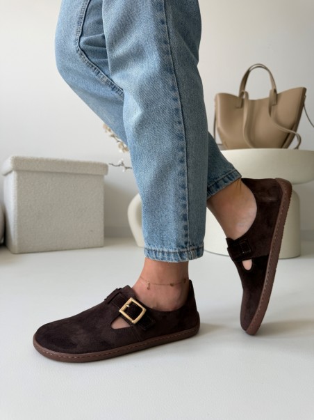 Wygodne półbuty barefoot czekoladowe Evett Noli , zamsz naturalny, polska produkcja, stylizacja z jeansami